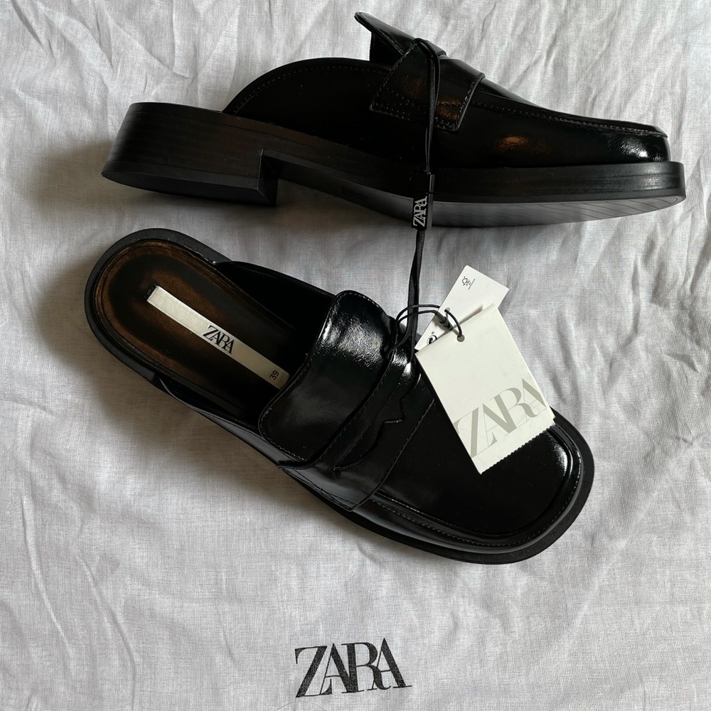 NWT Zara slide on black pleather loafers size 8